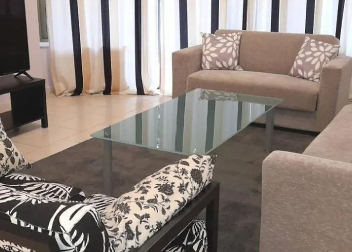 Sleeps 6 With Ensuite Διαμέρισμα *