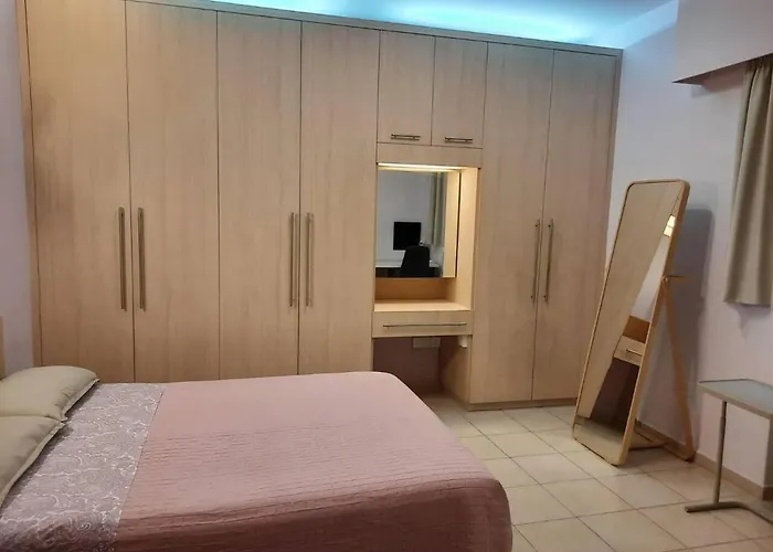 Διαμέρισμα Sleeps 6 With Ensuite *
