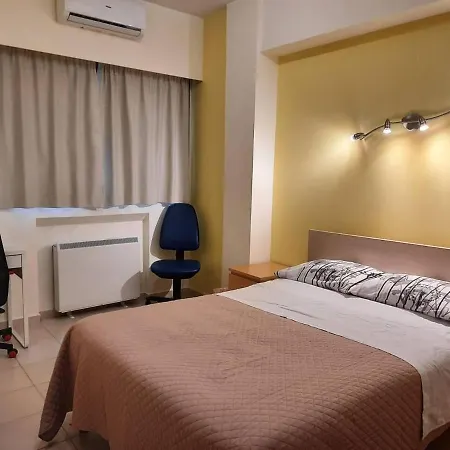 Modern With 3 Bedrooms *